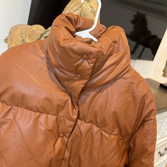 ๐ฝSale๐ฝBagatelle NYC Faux Leather Puffer Jacket - Picture 15 of 15